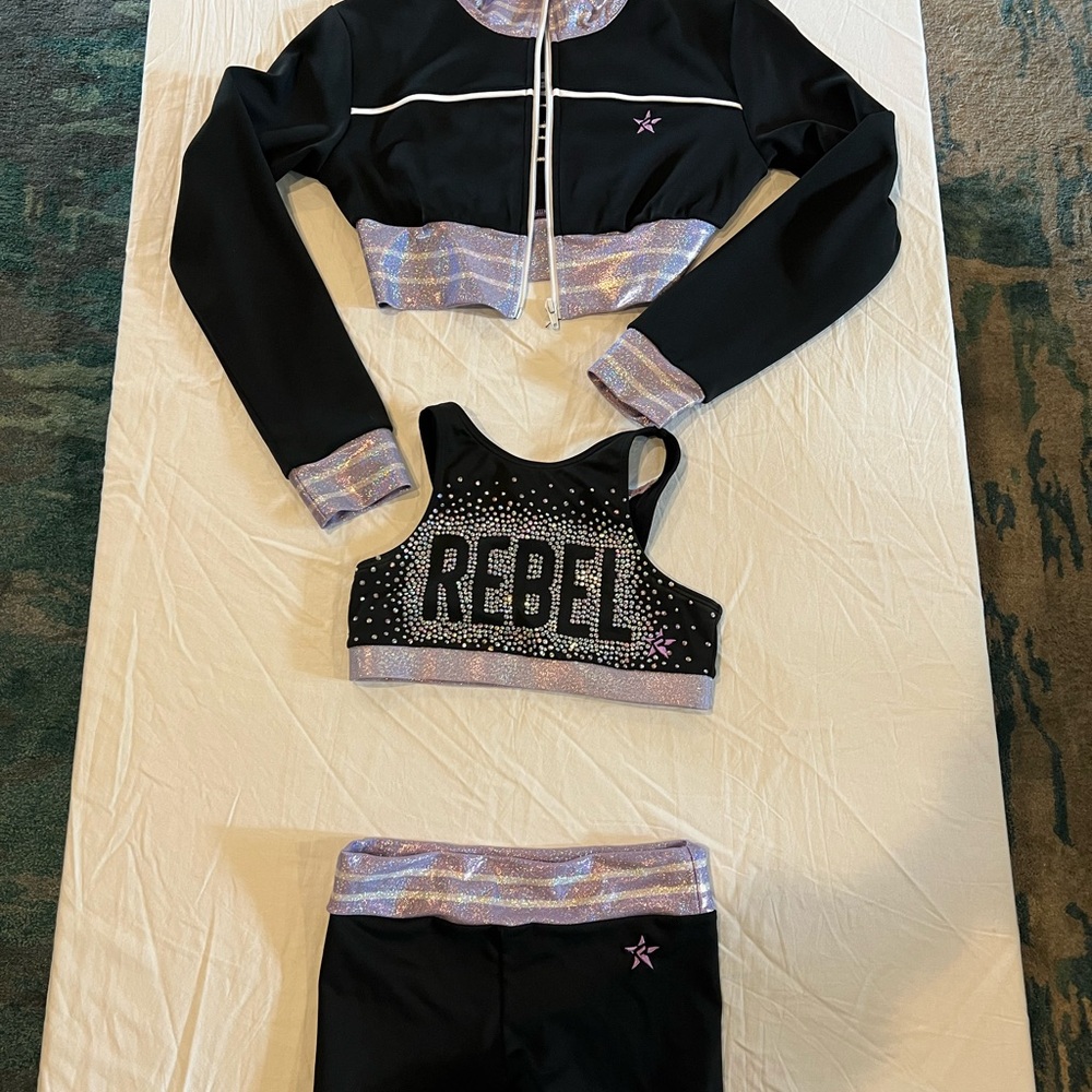 Rebel Athletic Set